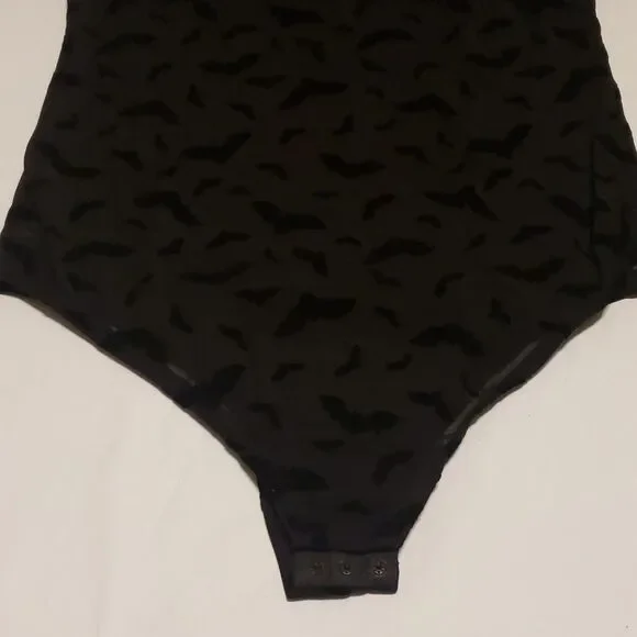 Torrid 2X Black Bat Velvet & Mesh V Neck Bodysuit - Picture 6 of 11